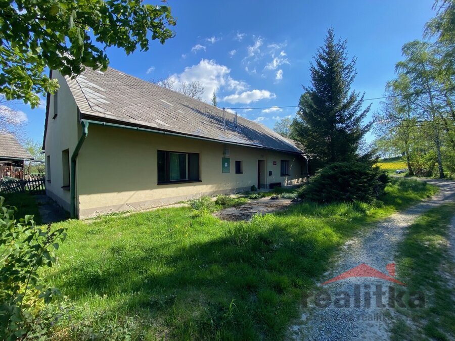 !!! REZERVACE !!! Prodej RD na samotě s velkým pozemkem, Podlesí, Dolní Životice, okres Opava