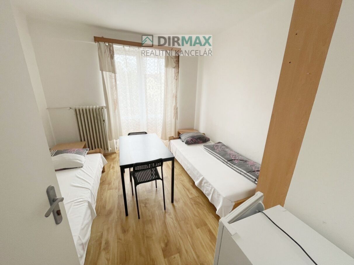 Pronájem pokoje, vybavený, 16m2, Zahradní ulice, Plzeň - Slovany
