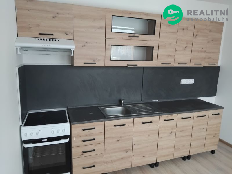 Pronájem bytu 2+1,62m2, ul.Jirkovská, Chomutov