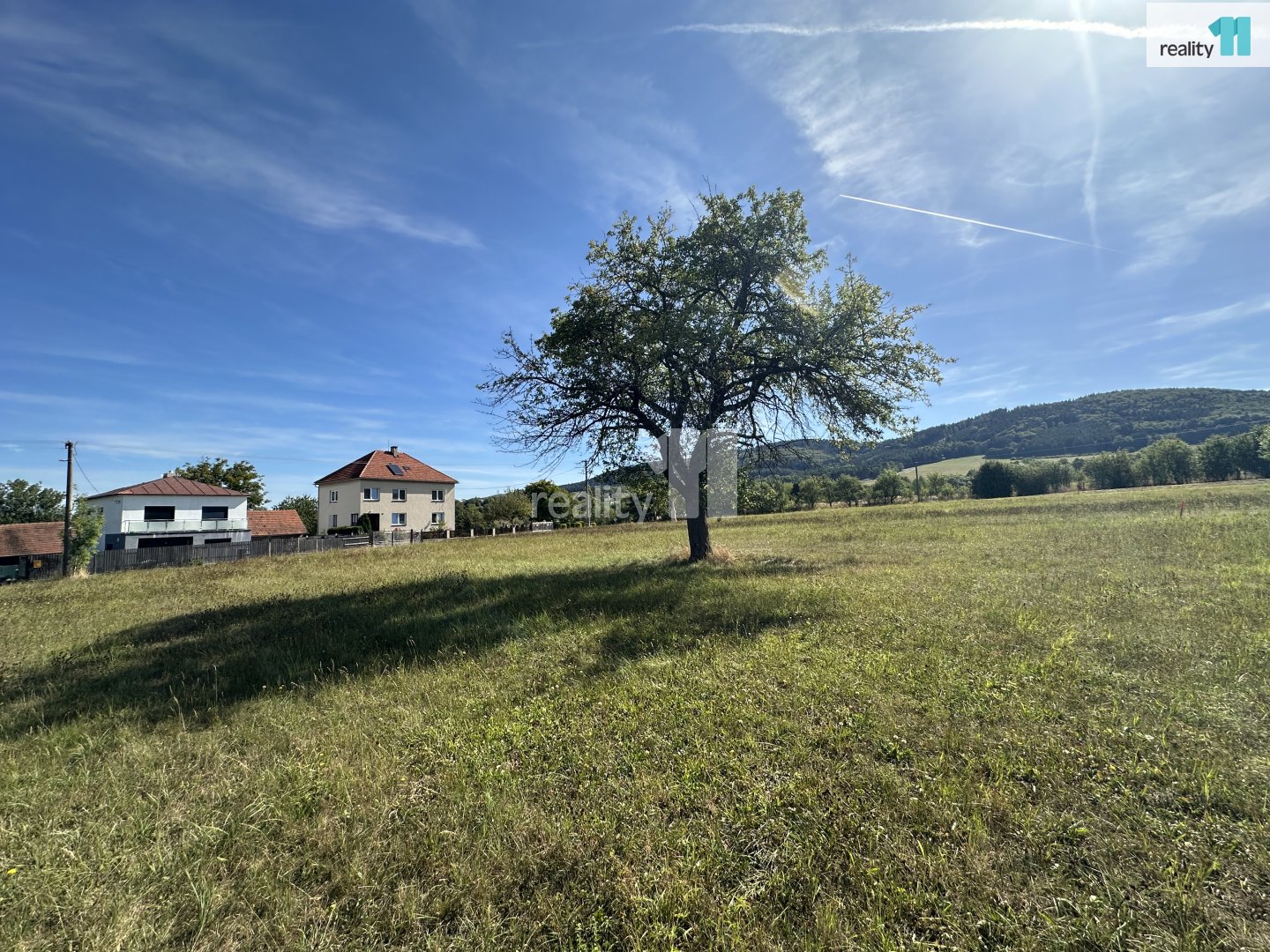 Prodej pozemku, Pro bydlení, 1825 m2
