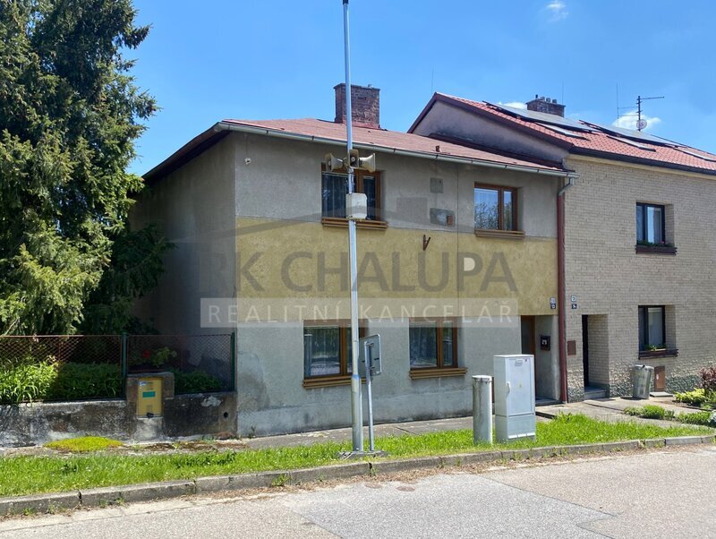 Prodej rodinného domu, 2x 2+1, ulice Dlouhá Rudolfov, garáž, zahrada, dvůr, sklad, 583 m2
