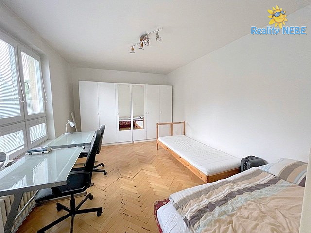 Pronájem lůžka v pokoji 24m2 Holčovická Praha 4 Spořilov Záběhlice