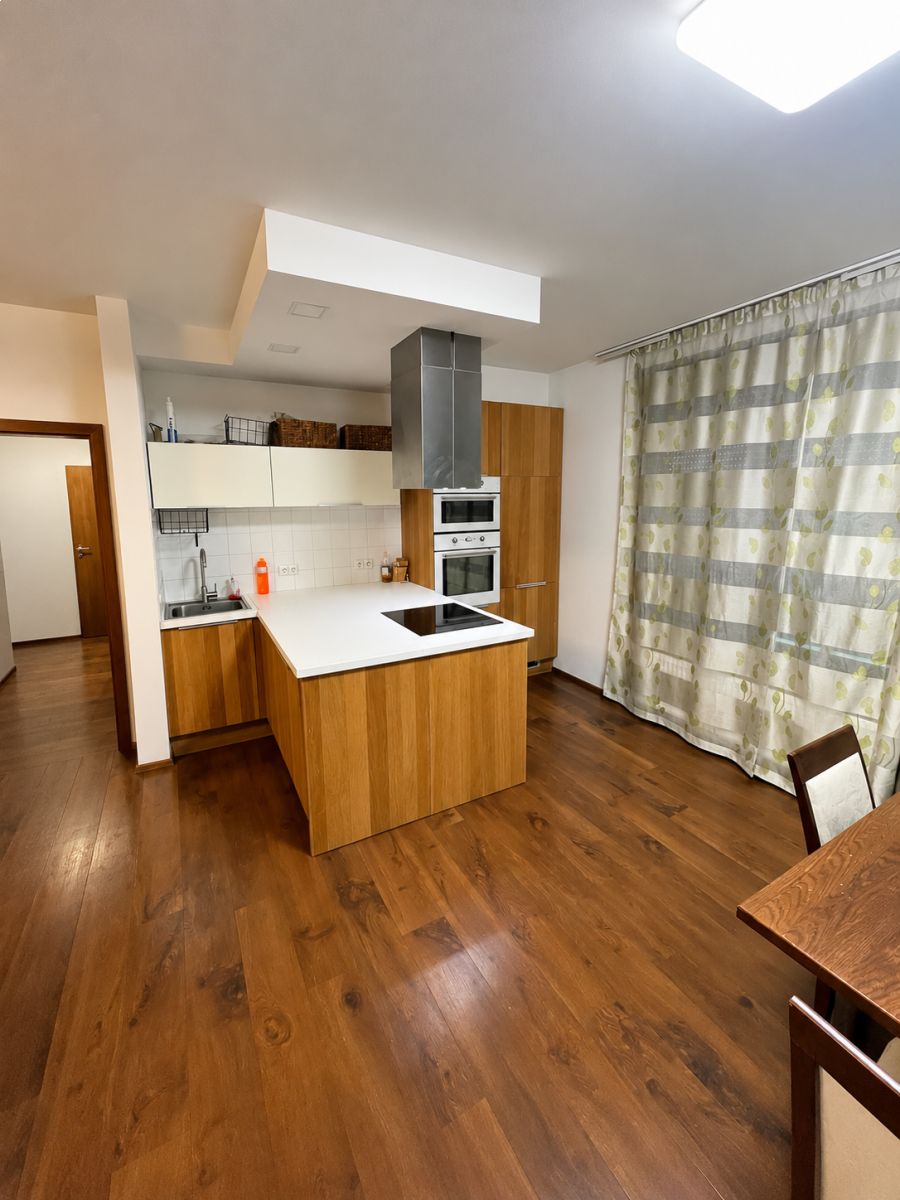 Pronájem bytu 2+kk, 64,5 m² s předzahrádkou, Praha 5 Košíře, Nová Kavalírka
