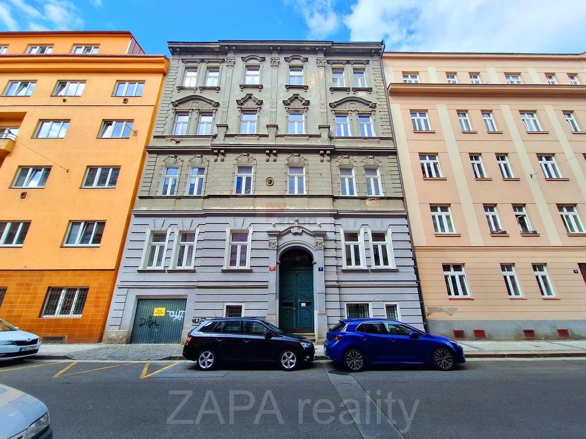 pronájem byt 1+1 50 m2 P5 Smíchov ul. Na Celné 1.patro cihla nezařízený bez výtahu